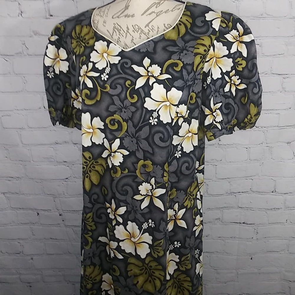 Hilo Hattie Maxi MuuMuu Hawaiian Dress Sz 14 - Picture 2 of 7